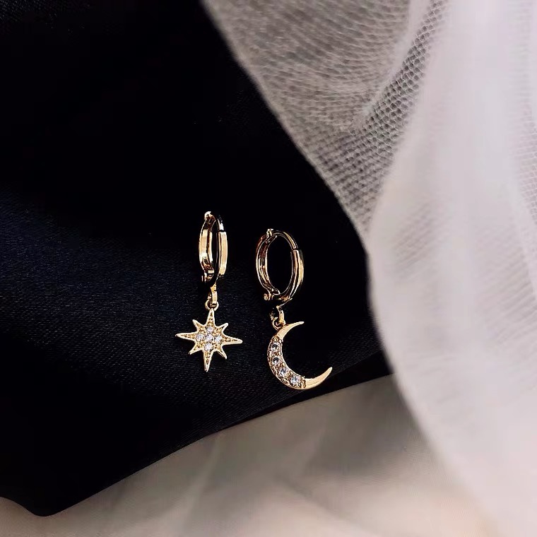 Ear clasp hanging stars moon full of small zirconium