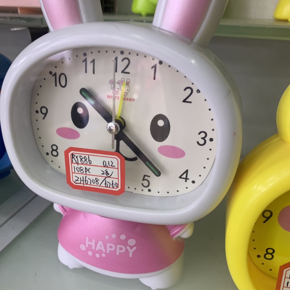 323钟表礼品工艺品正豪工艺学生桌面摆设