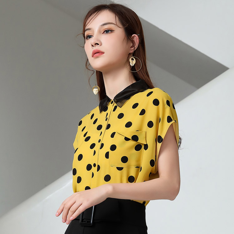 Jimmy Seo Polka dot shirt Women's 2021 Summer New short-sleeved top, slimming design, niche, thin shirt Item Picture