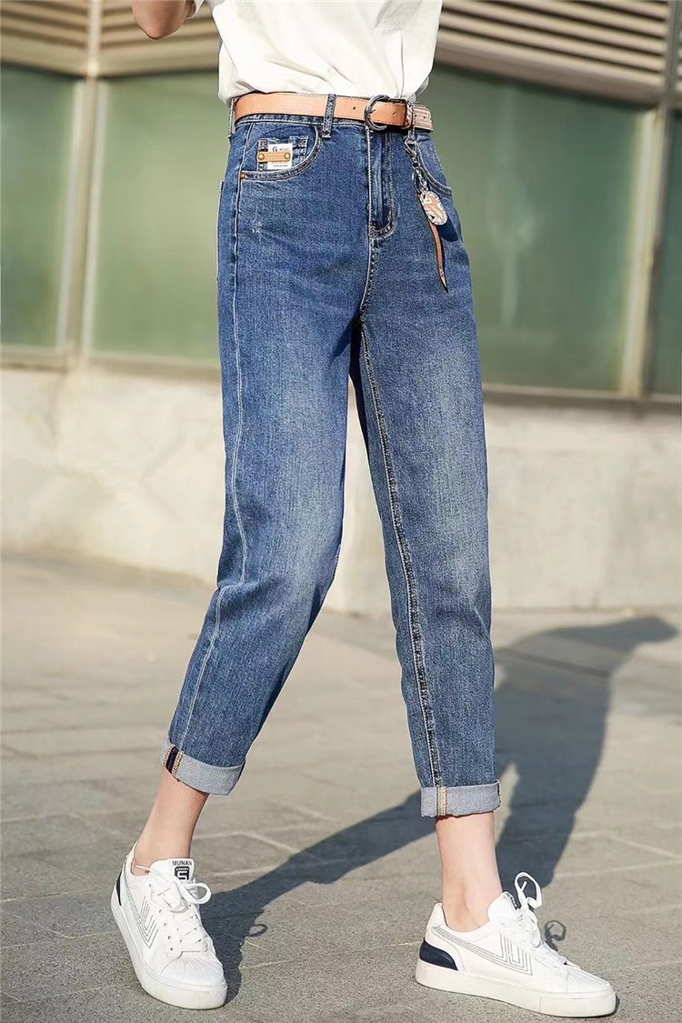 Jimmy Seio 2021 Summer Denim Capri Pants 1B2128105 Application Scenario