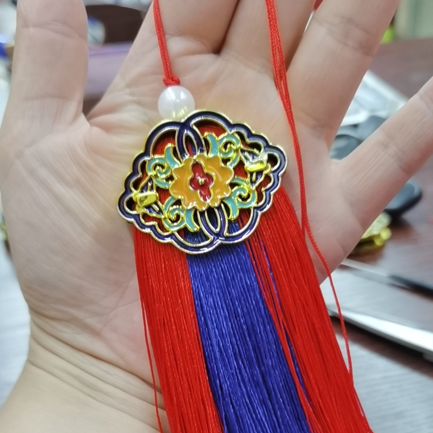 2021 New Factory Direct Wholesale China Knot Gift Raw Material Color Fringe