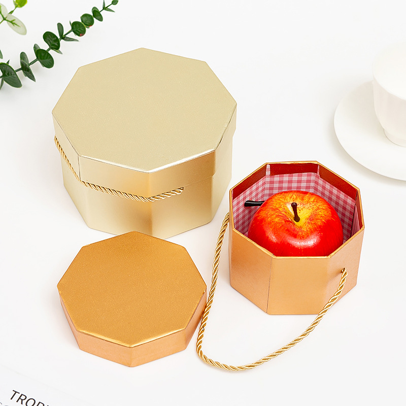 Golden special paper octagonal gift box, cardboard snack hand-held, snack gift box, fruit gift packaging box, three-piece set Application Scenario