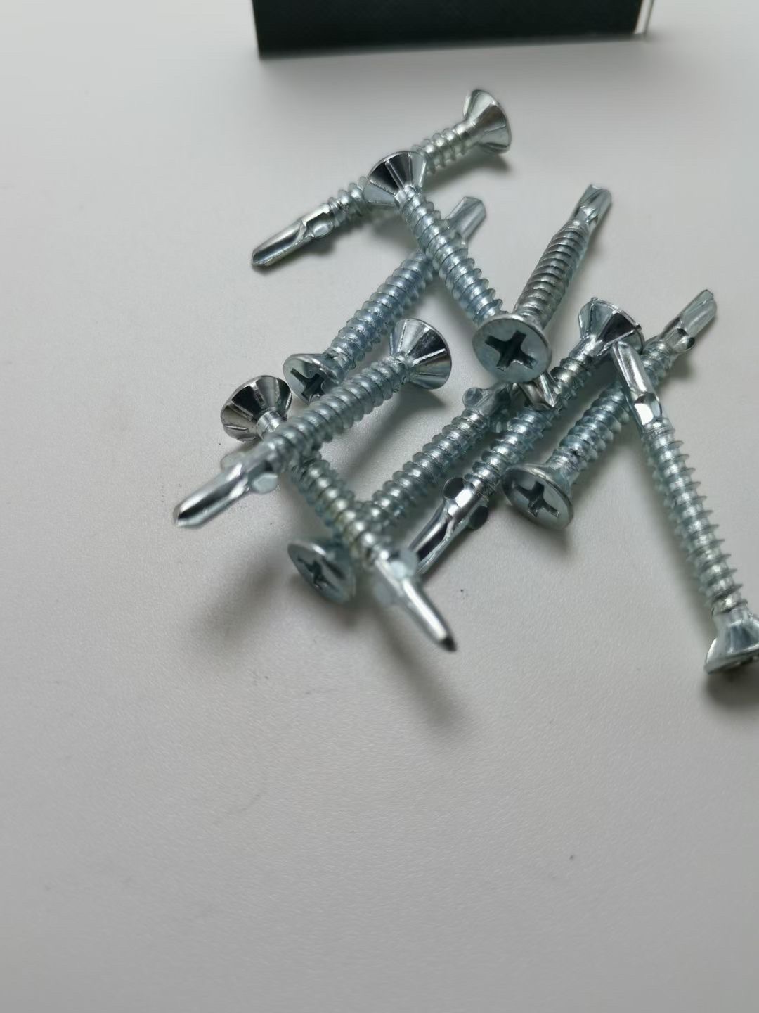 Yiwu Good Goods Huasi Drill Tail Screws 2 pic 5