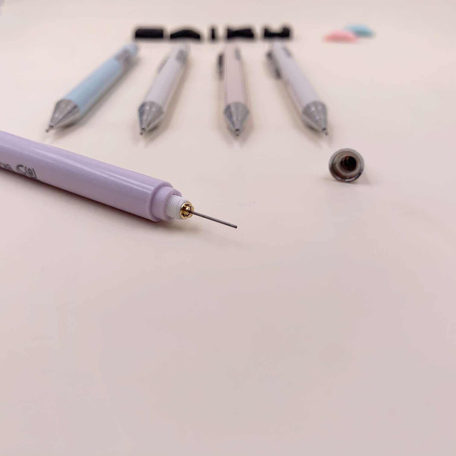 BK-680 pencils, office supplies, anime merchandise, student cartoons Application Scenario