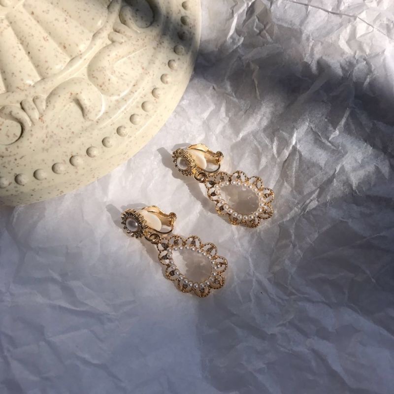 Francés retro estilo elegante pendientes corte corte corte perla perla S925 agujas de plata pequeños pendientes sin orejas agujero orejas clip