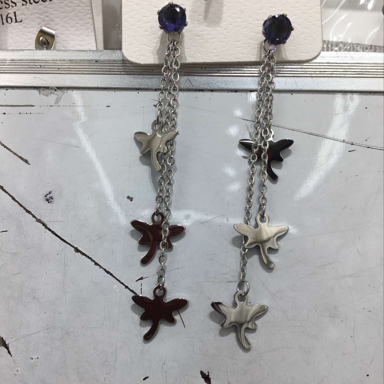 Stainless steel zircon dragonfly earrings earrings earrings fast hand live Tiktok preferred.