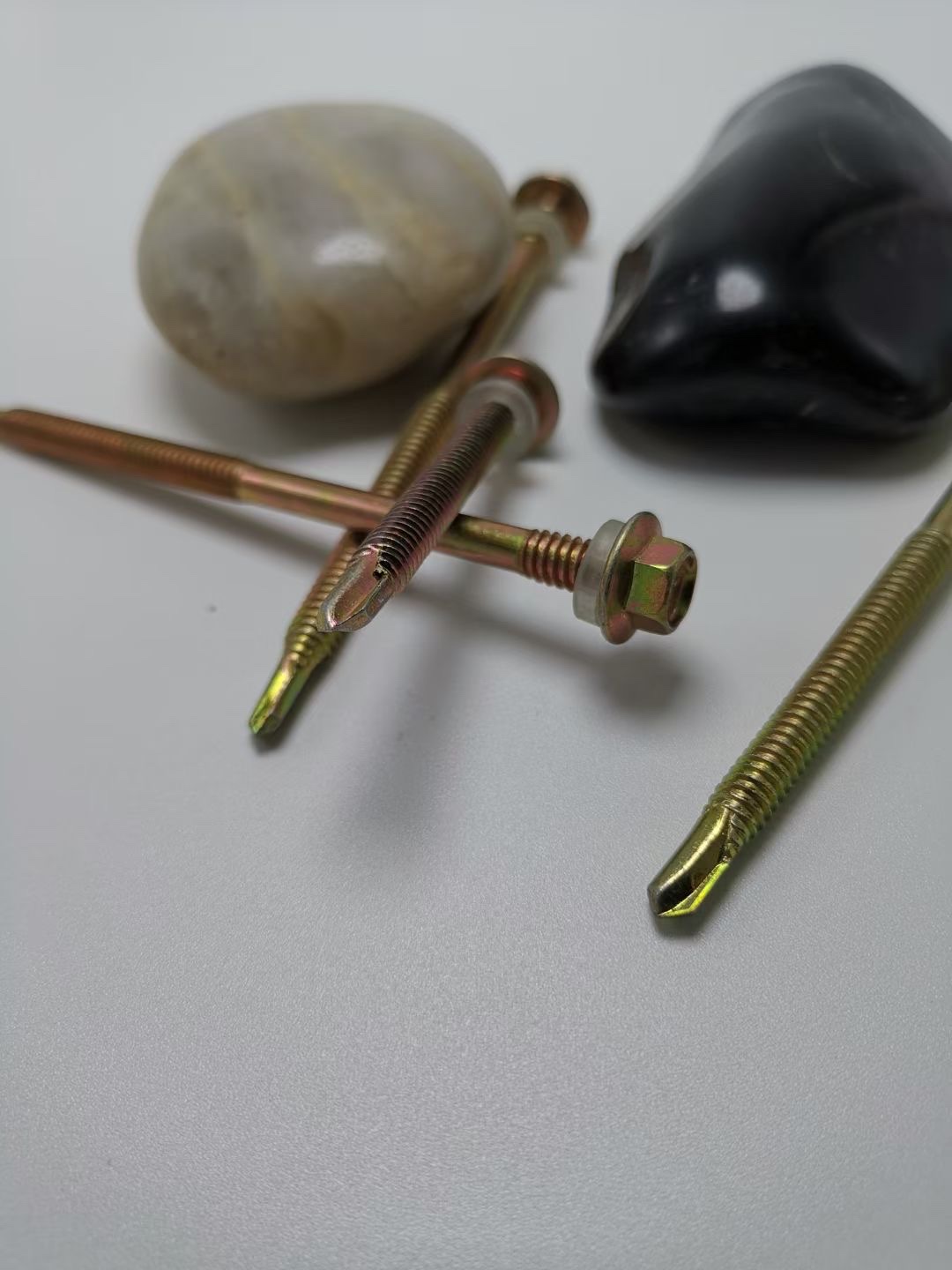 Yiwu quality furniture screws Item Picture