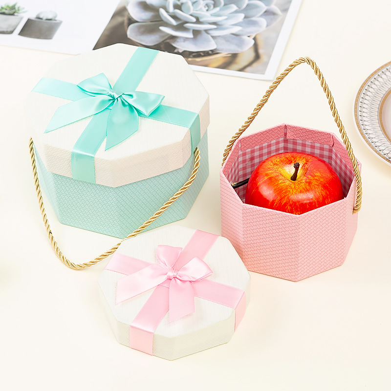 Creative octagonal gift box, wedding souvenir gift box, octagonal gift box, lipstick cup, gift packaging box, three-piece set Application Scenario