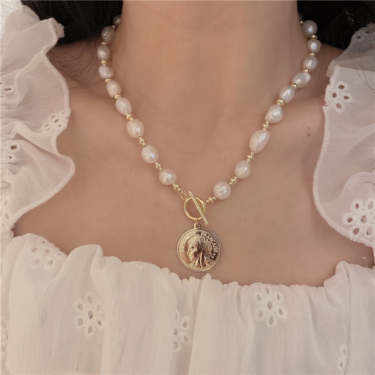 轻奢高级感巴洛克异形淡水珍珠项链ins西服内搭小众锁骨链颈链