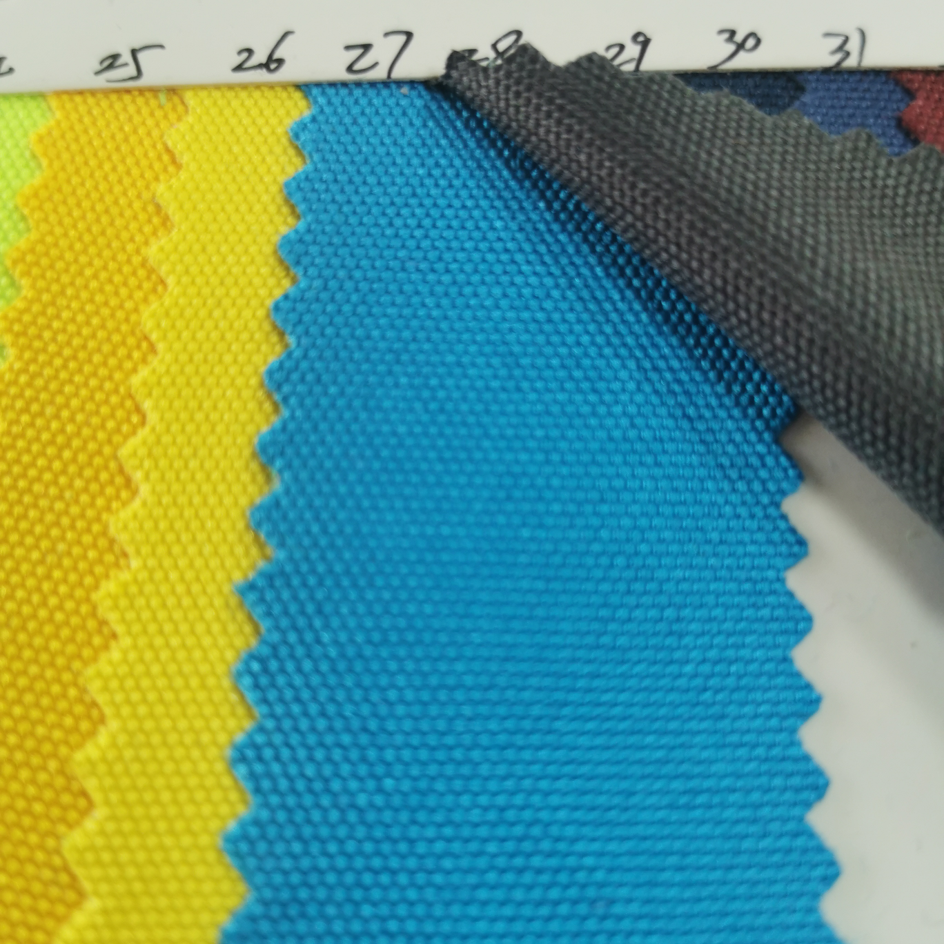 900D可提拉pu湖兰