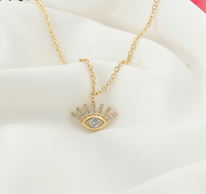 European and American retro hip-hop travel commemorative Devil's Eye pendant Harajuku style Zircon eye necklace detail image 2