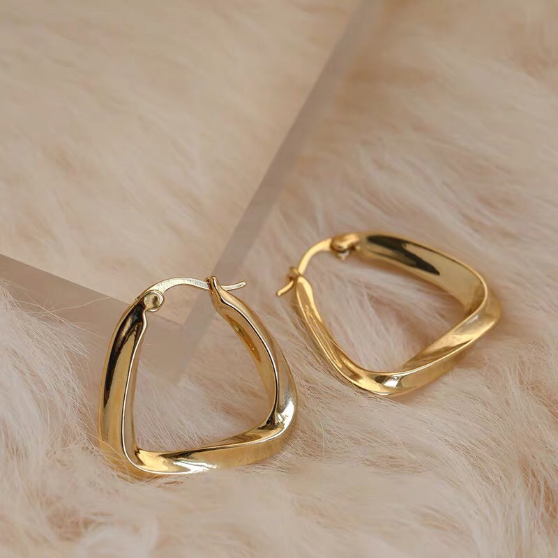 Earring A8 thumbnail