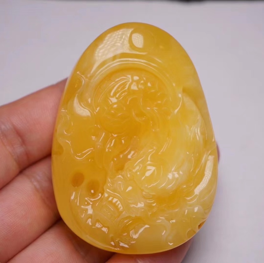 蜜糖色龙牌