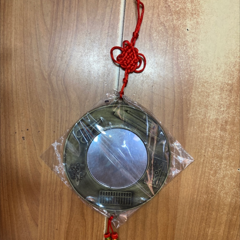 A16 color round mirror