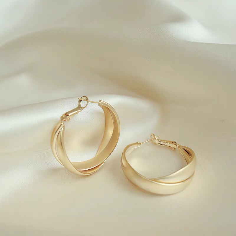 Earring A1