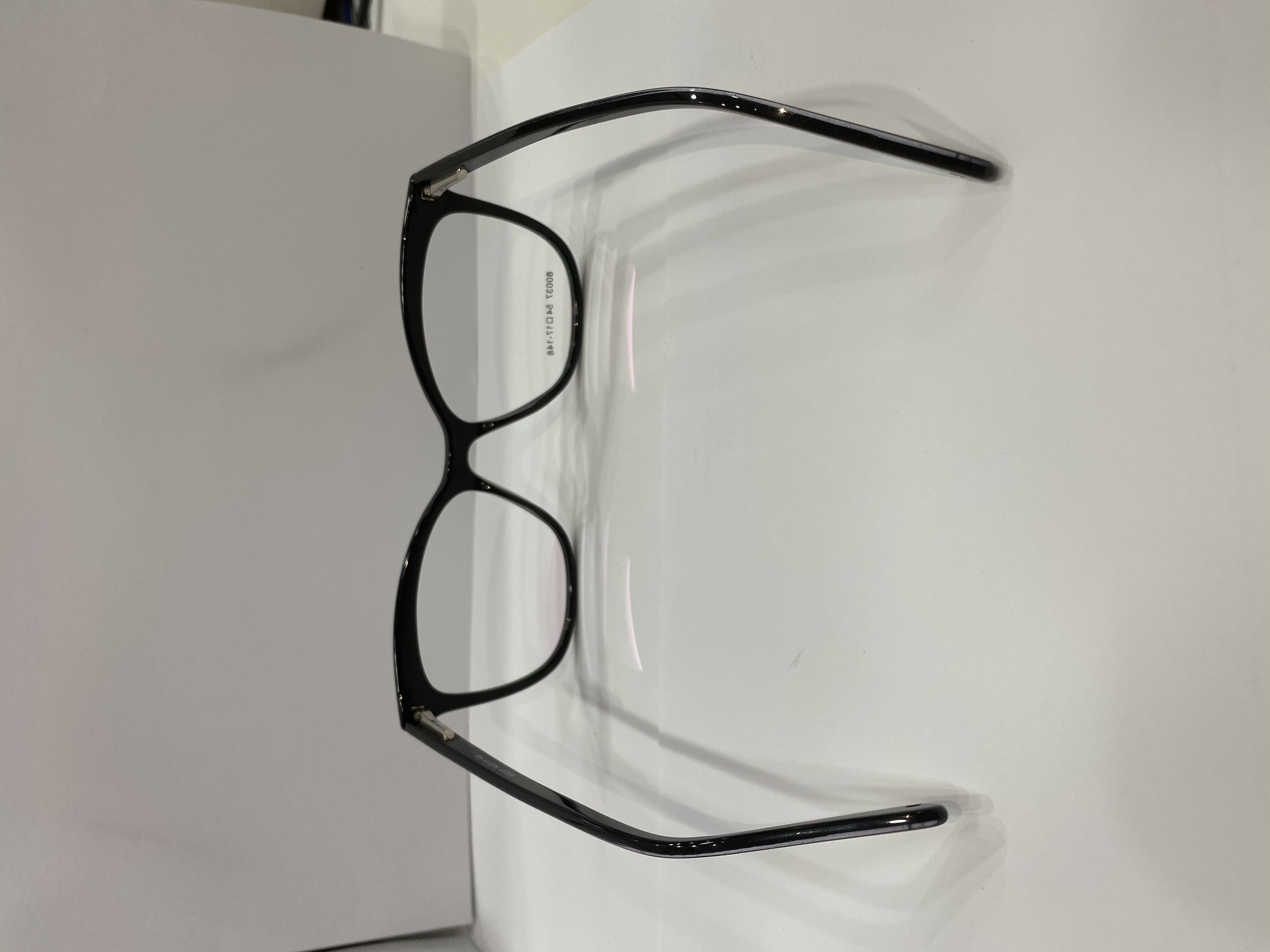 Glass plank female black for women Application Scenario
