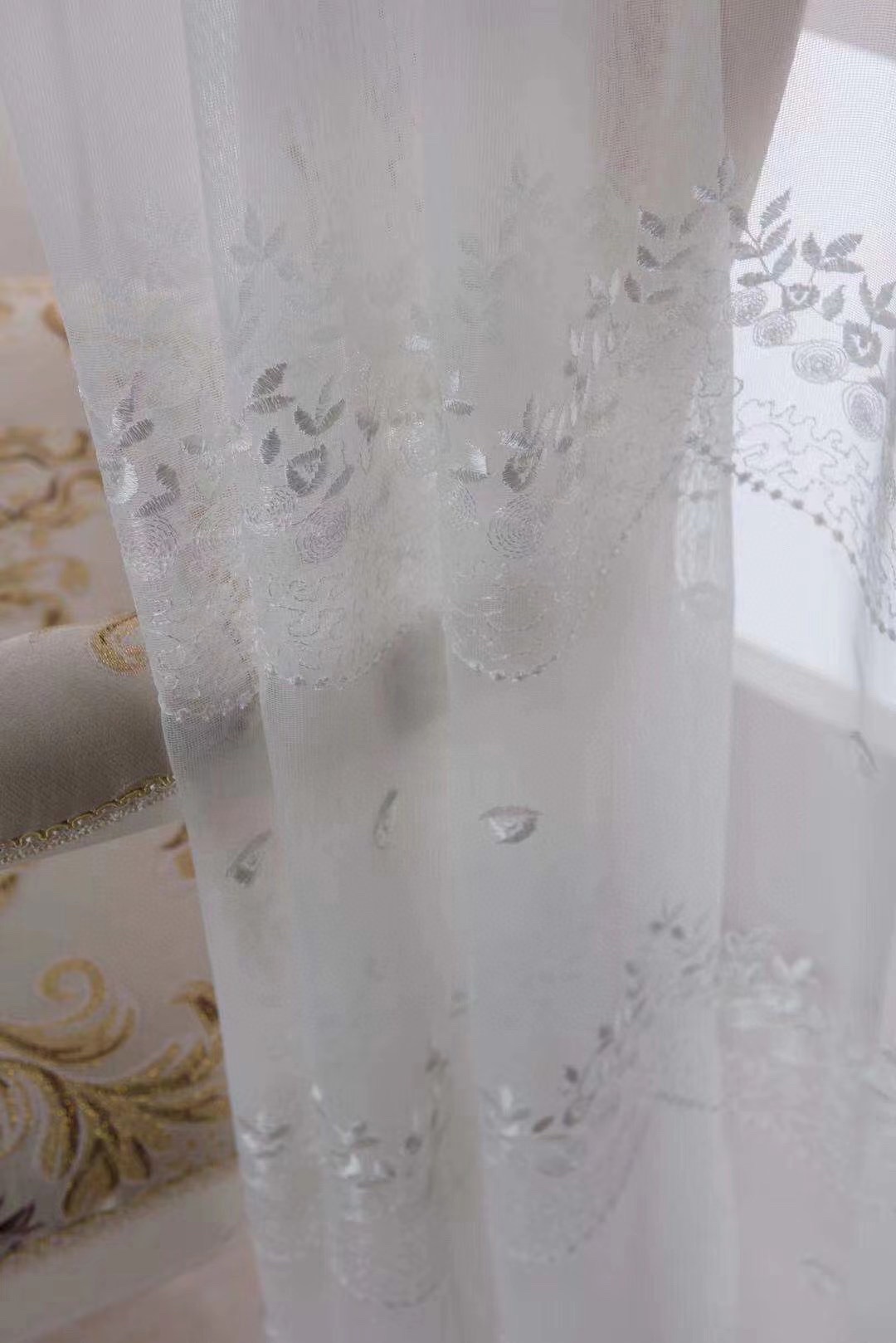 American-style window screen, classic white and popular style Application Scenario