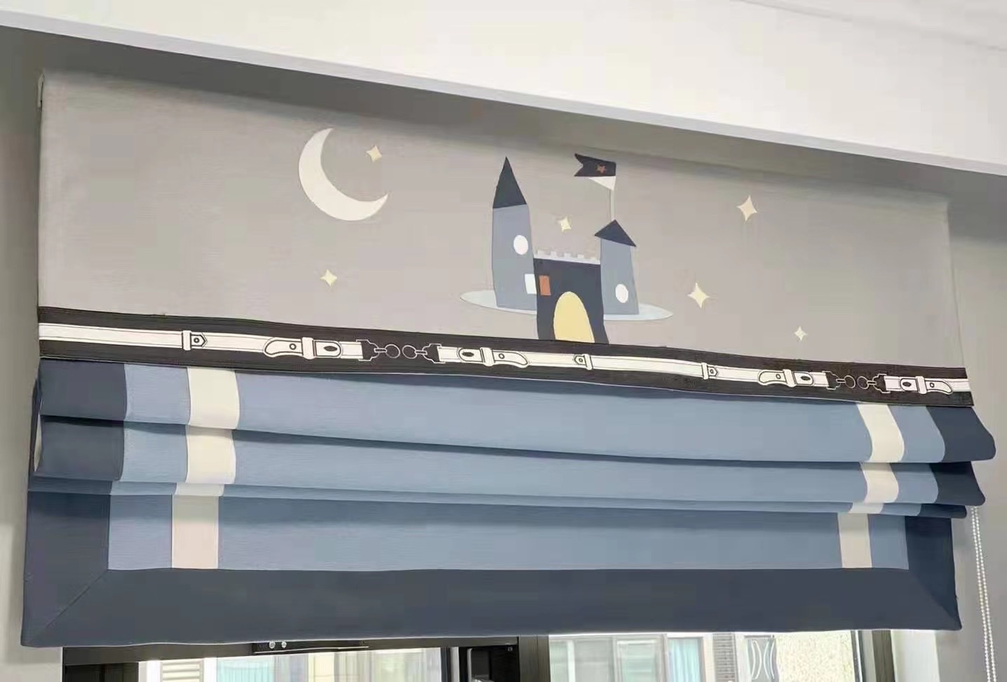 For other styles of custom-made Roman curtains for children, please contact us by phone Specification image