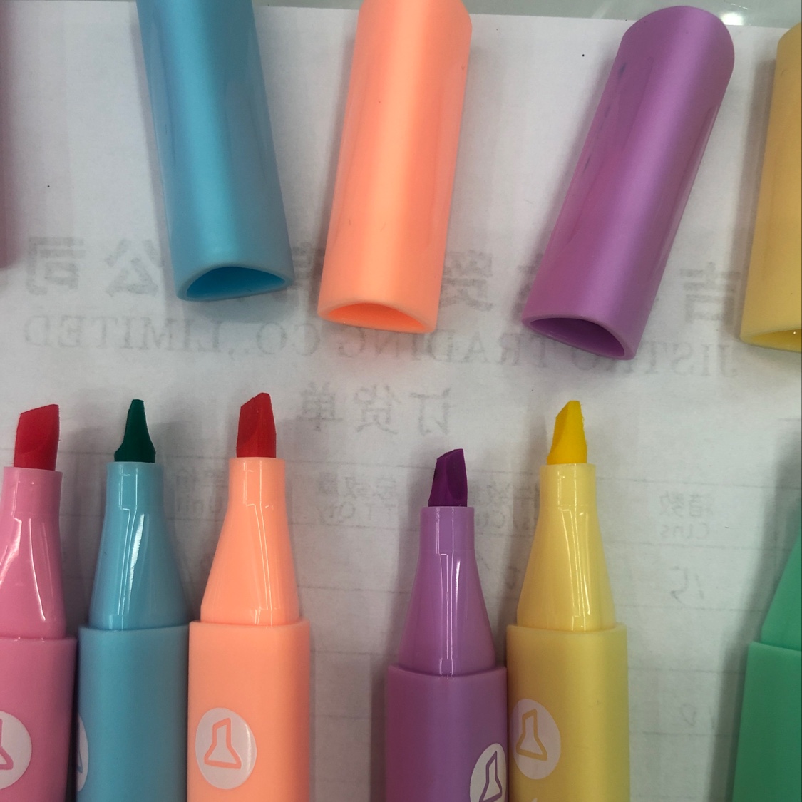 0642-6 Highlighter Application Scenario