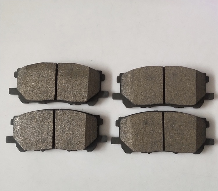 Brake pads 04465-48080 are suitable for Toyota vehicles details Picture
