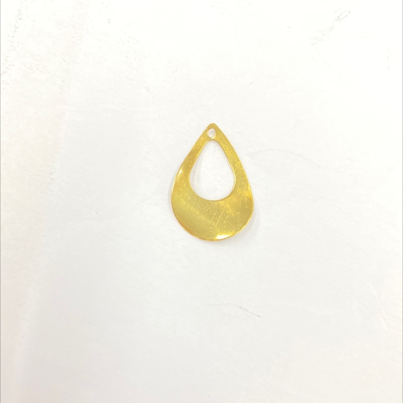 Hollow water drop waves a hole