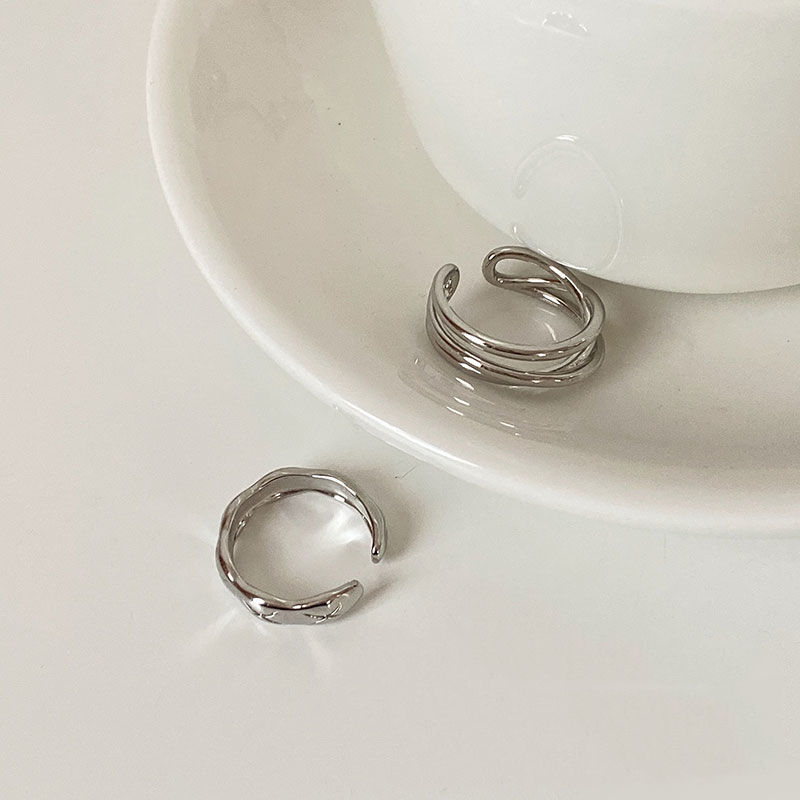 31 - High-end sparkling diamond open ring, a trendy and niche design for women on Instagram. Adjustable ring, a cold and unique index finger ring detail image 1