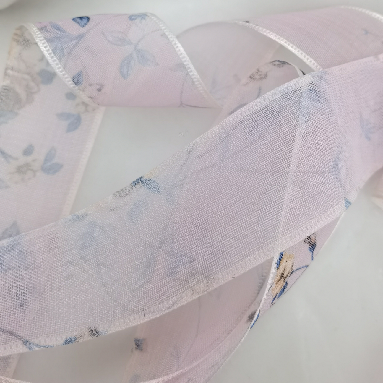 Lace, DIY, Christmas, toys, clothing, crafts, festive, accessories, stationery, cards, packaging, all kinds of factory products can be attached to Edx