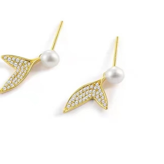 Beaded fish tail earrings
