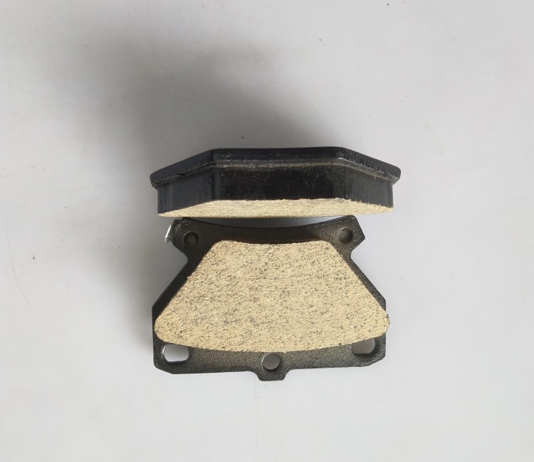 Brake pad 04466-20090 is suitable for Toyota vehicles Application Scenario