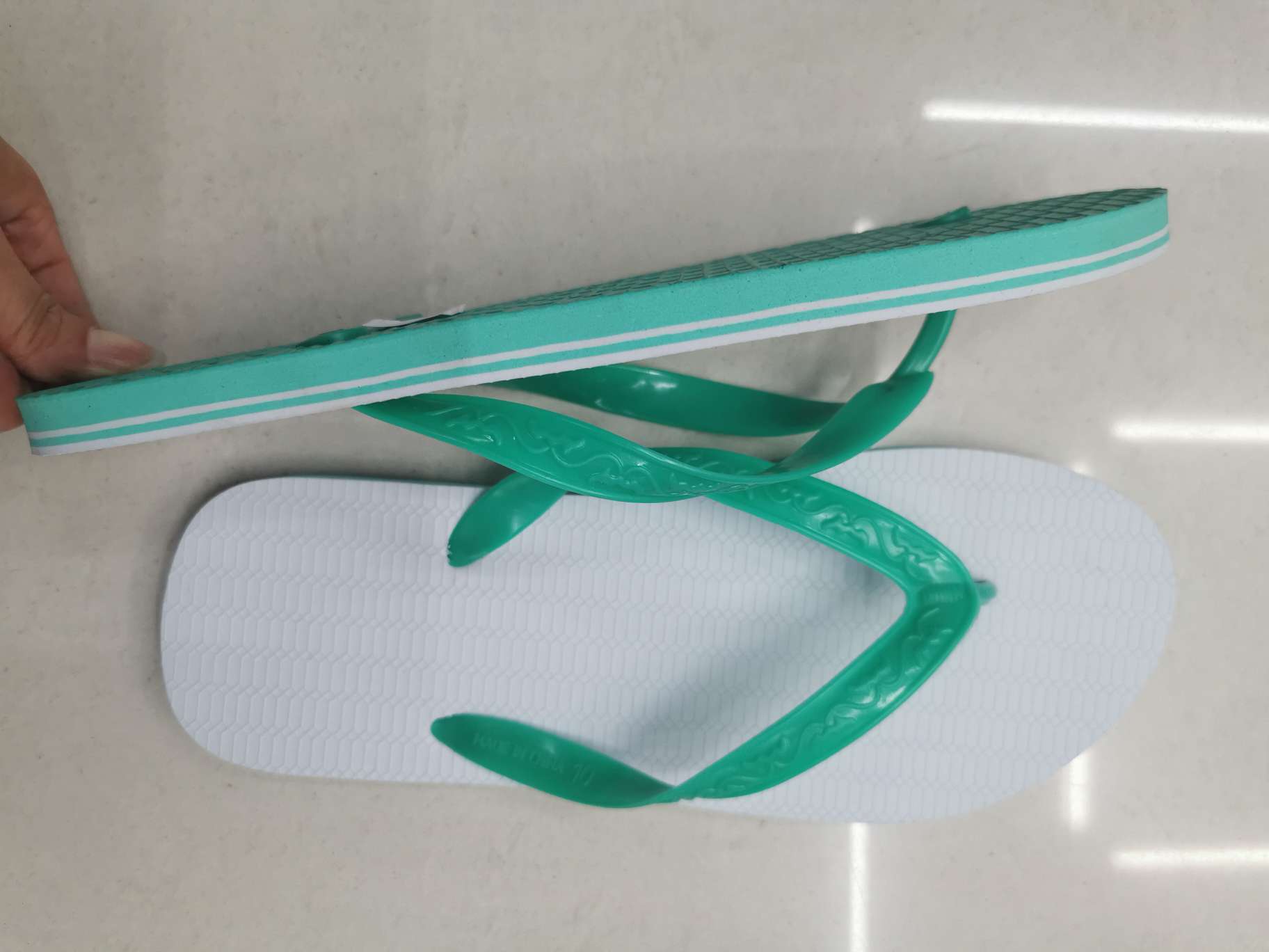 The 2023 new style of White Dove 811PVC flip-flops pic 1