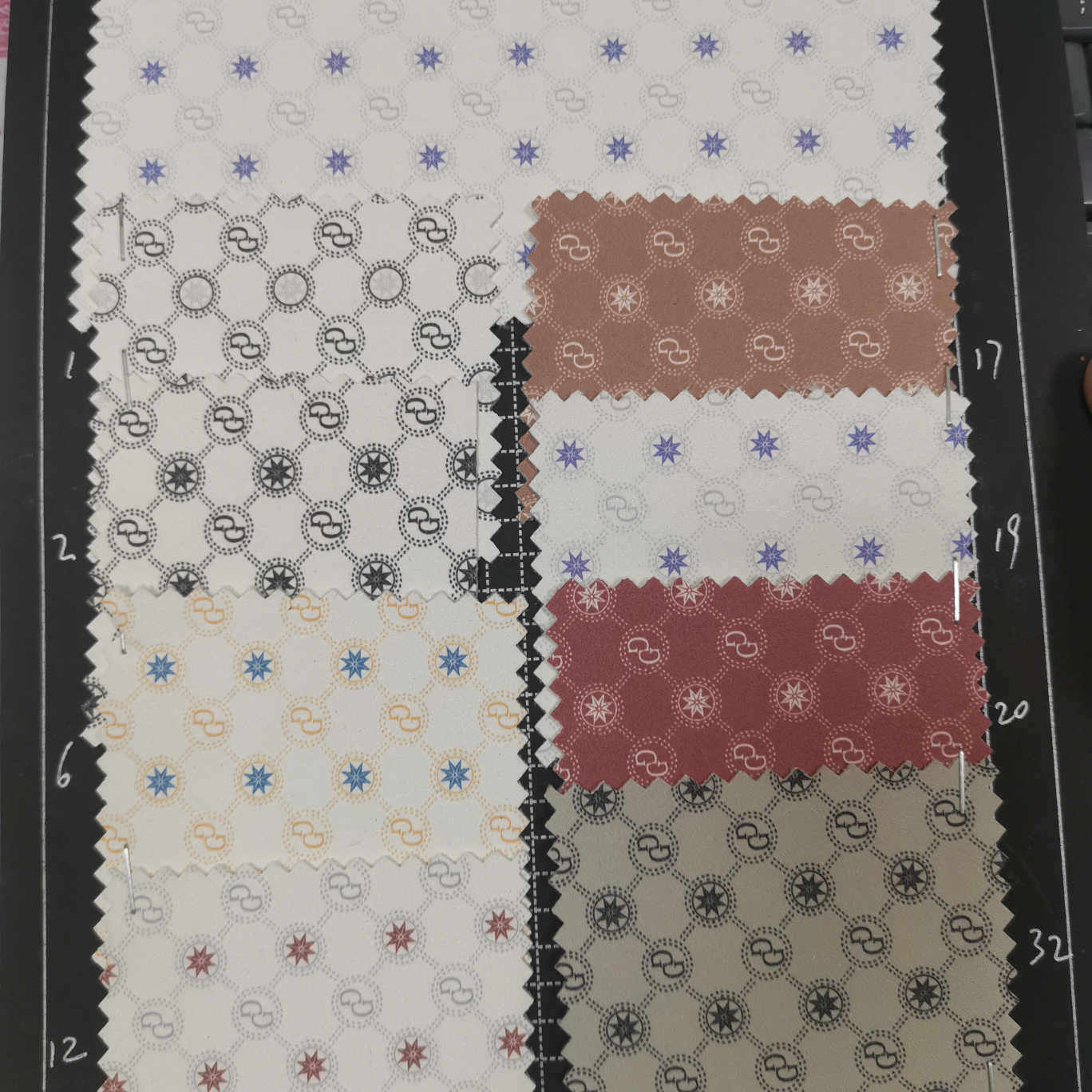 Reflective G star manufacturers direct sales of new leather a large number of spot high school low-grade luggage sofa shoe material fabric