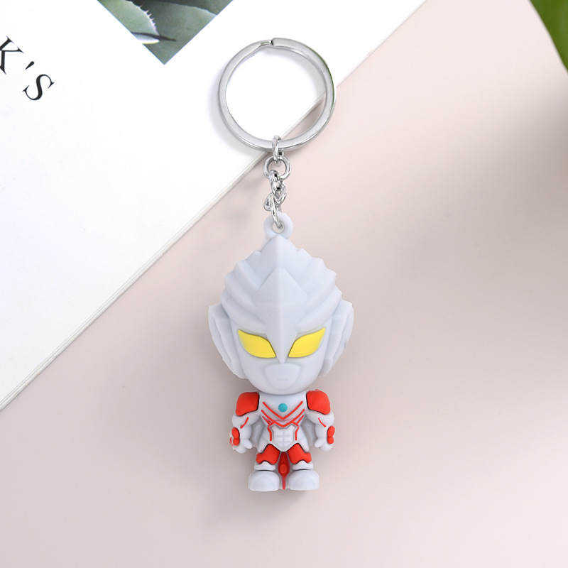 FLY670 new Ultraman cartoon key chain Deca car key chain pendant cartoon character pendant manufacturers straight batch