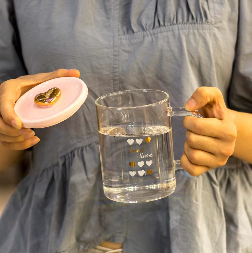 Popular breakfast cup, coffee cup, heart-shaped lid glass cup 729