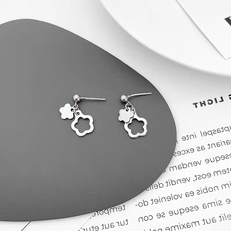 Korean fashionable and elegant Internet celebrity high-end small summer sweet and girlish stud earrings Specification image