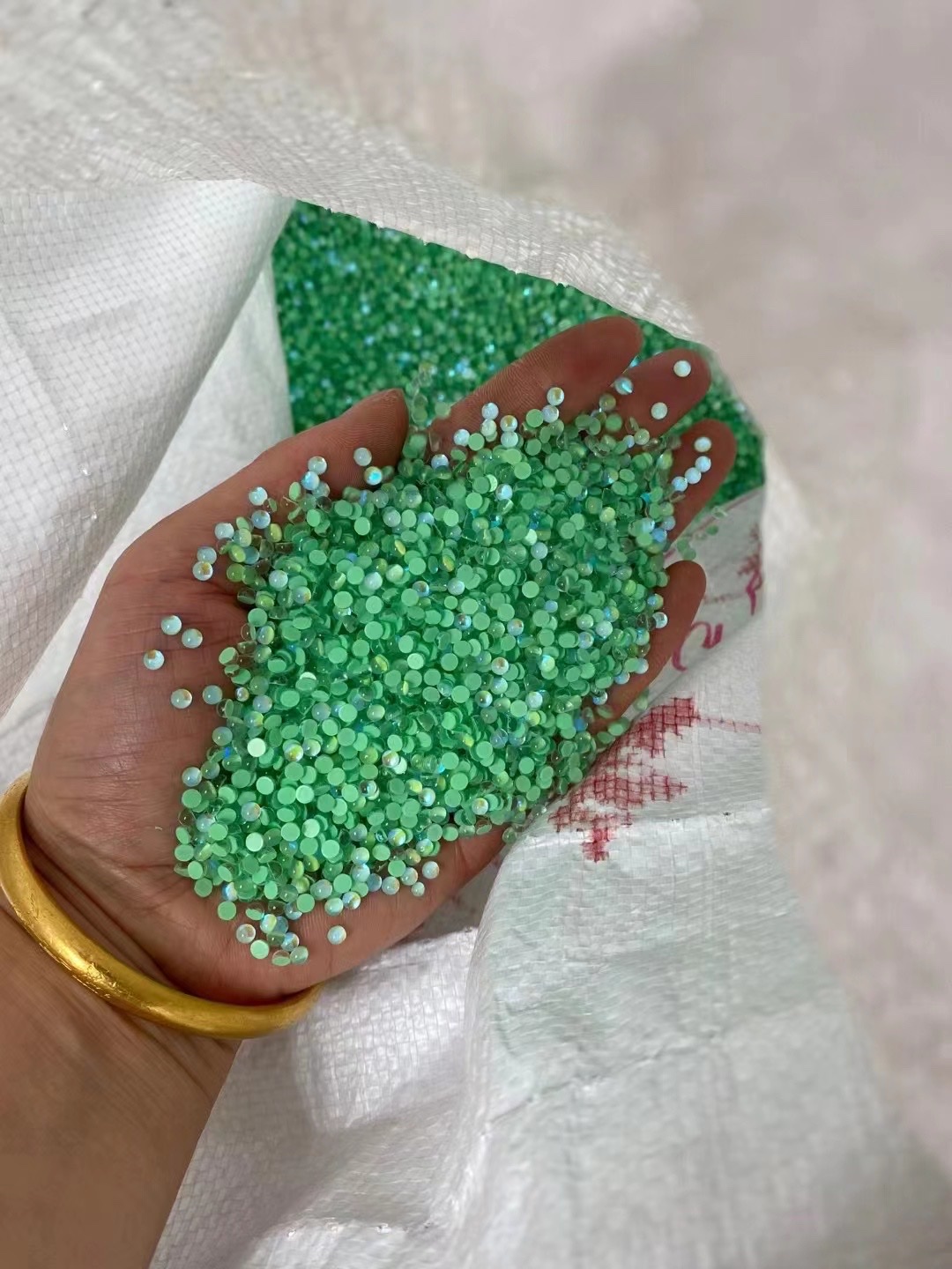 Hot Can Stick Half Round Drill Flat Bottom Drill Wedding Dress Drill Xiuhe Clothing Diy Boutique Drill Fish Eye Drill Mermaid Beads Item Picture