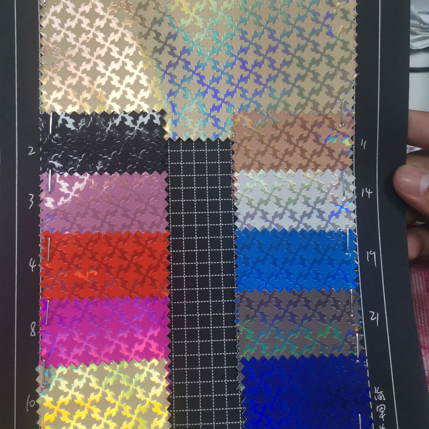 Laser dart manufacturers direct sales of new leather a large number of spot high school low-grade luggage sofa shoe material fabric thumbnail
