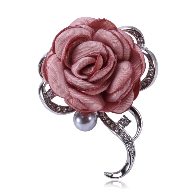New rose alloy Pearl Brooch Ladies temperament All match clothing accessories Brooch Corsage