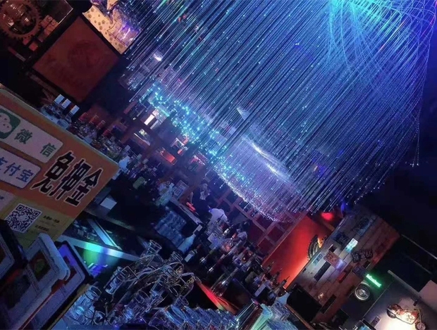 Fiber Optic Light Creative Custom Network Red Light Restaurant Bar Starry Corridor Clear Bar Fiber Optic Chandelier Starry Top Full Of Stars Specification drawing