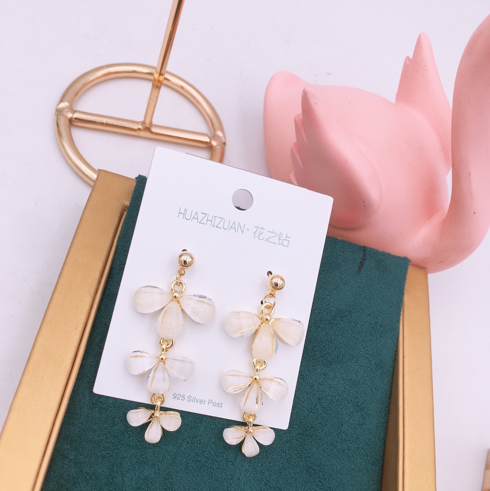 Earring 390