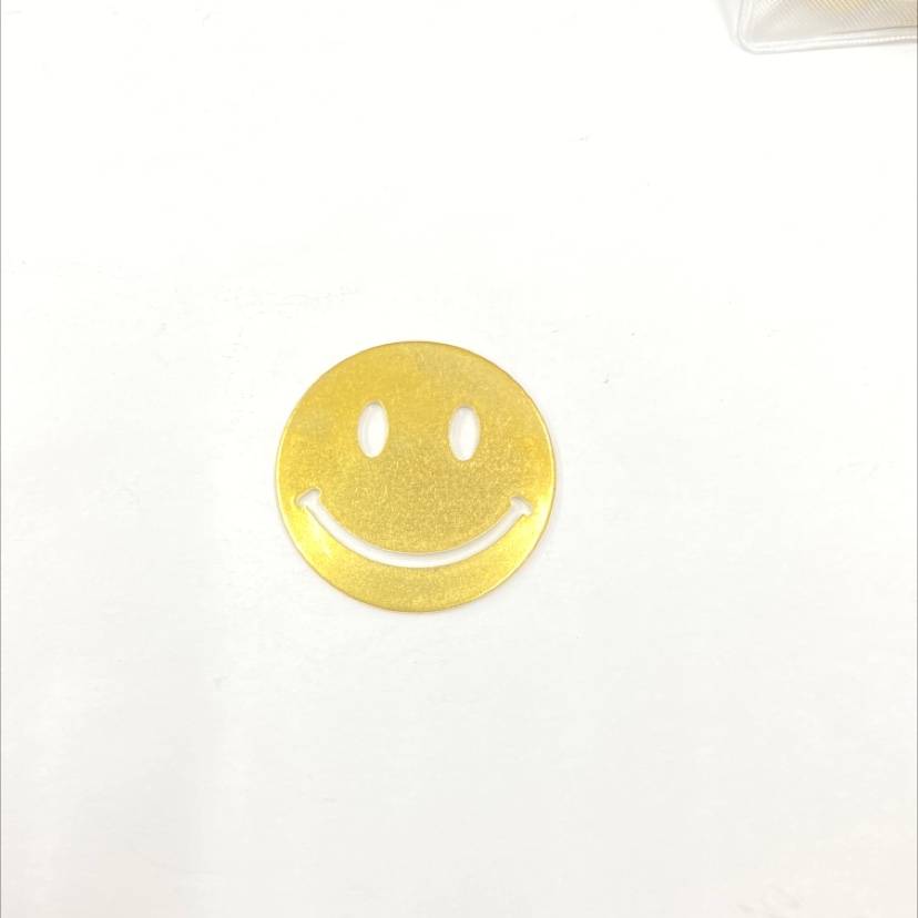 Hollow smiley face wafer