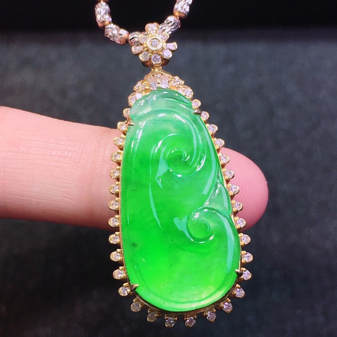 Ruyi Jadeite details Picture
