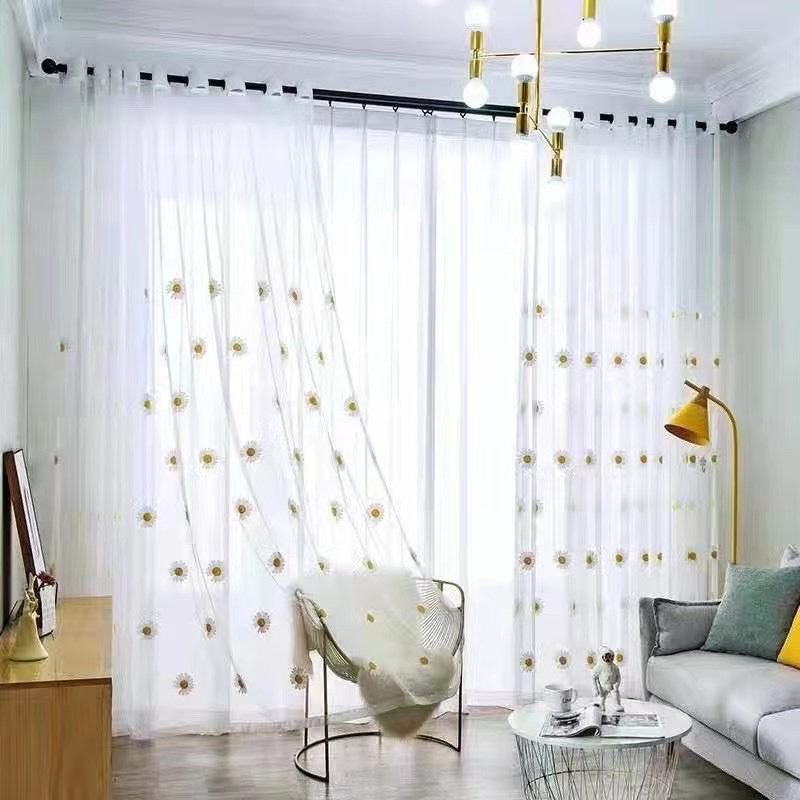 Nordic Modern Light Luxury Small Daisy Window Screen