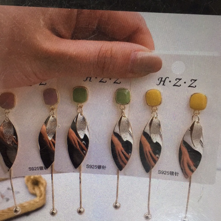 Earring one 361