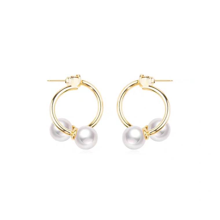 New fashion earrings with pearls