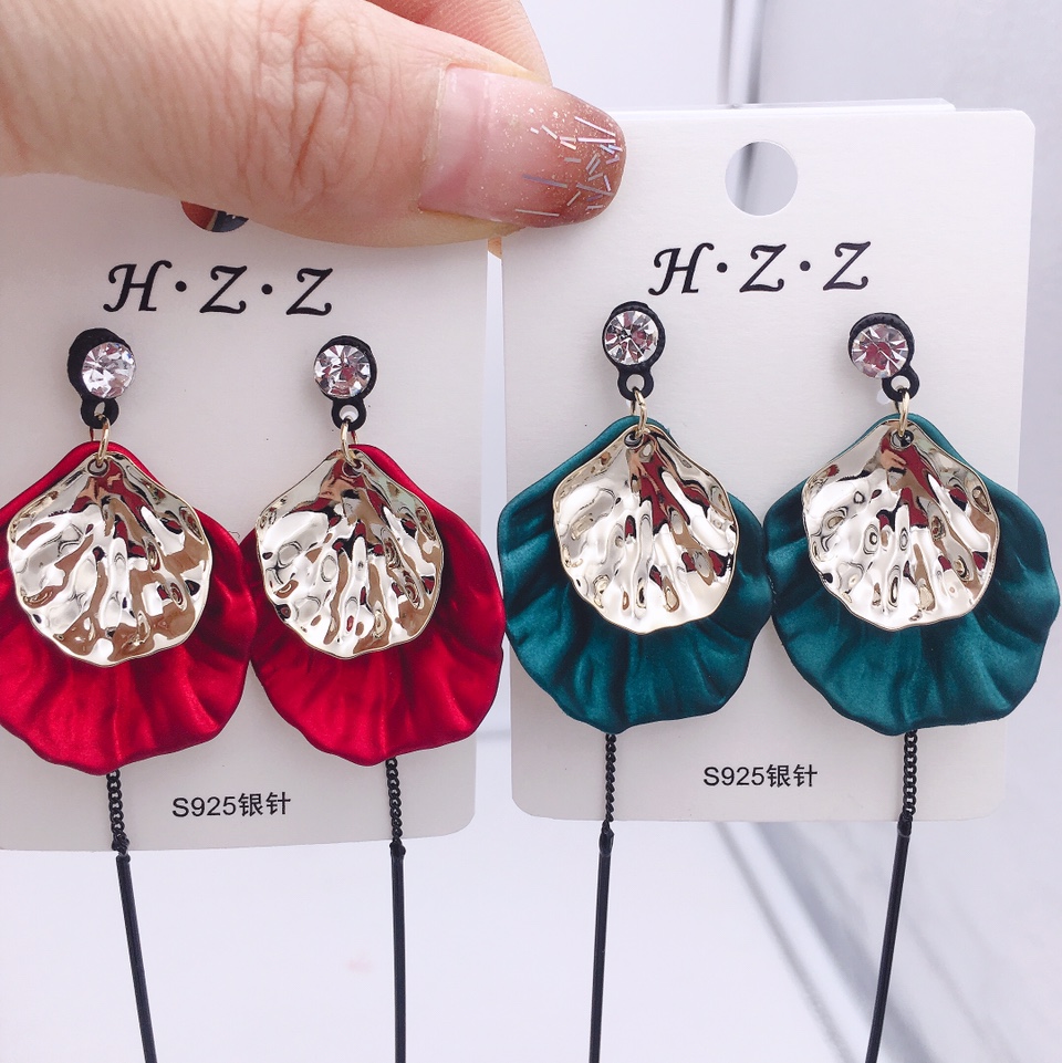 Earring one 342