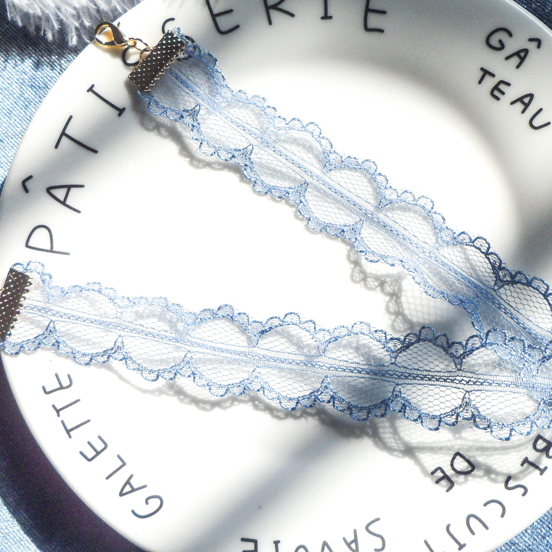 FLY801 Japan and South Korea jewelry lace velvet wave girl CHOKER Choker short collarbone chain necklace