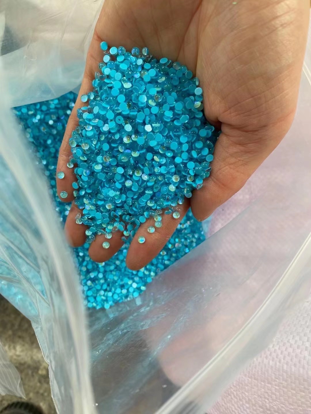 Hot Can Stick Half Round Drill Flat Bottom Drill Wedding Dress Drill Xiuhe Clothing Diy Boutique Drill Fish Eye Drill Mermaid Beads Application Scenario