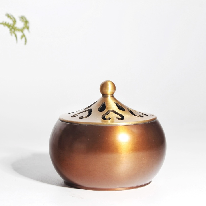 —铜炉·【如意平底炉】 材质：纯铜 规格：炉直径8口径6高6.5cm 说明：配防火棉、纸盒包装