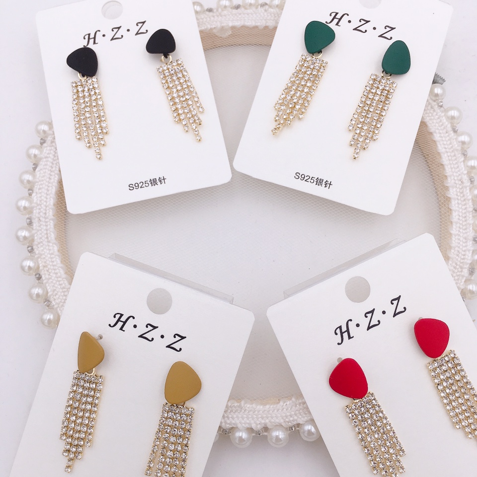Earring one 345