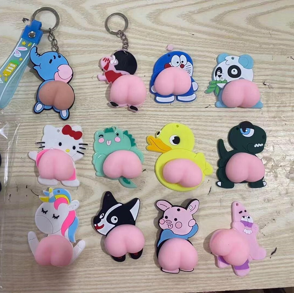 Butt sticker keychain pendant cartoon peach butt anti-collision car sticker manufacturers spot foreign trade explosive toy wholesale